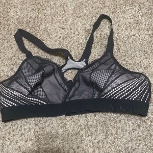 Lululemon bra